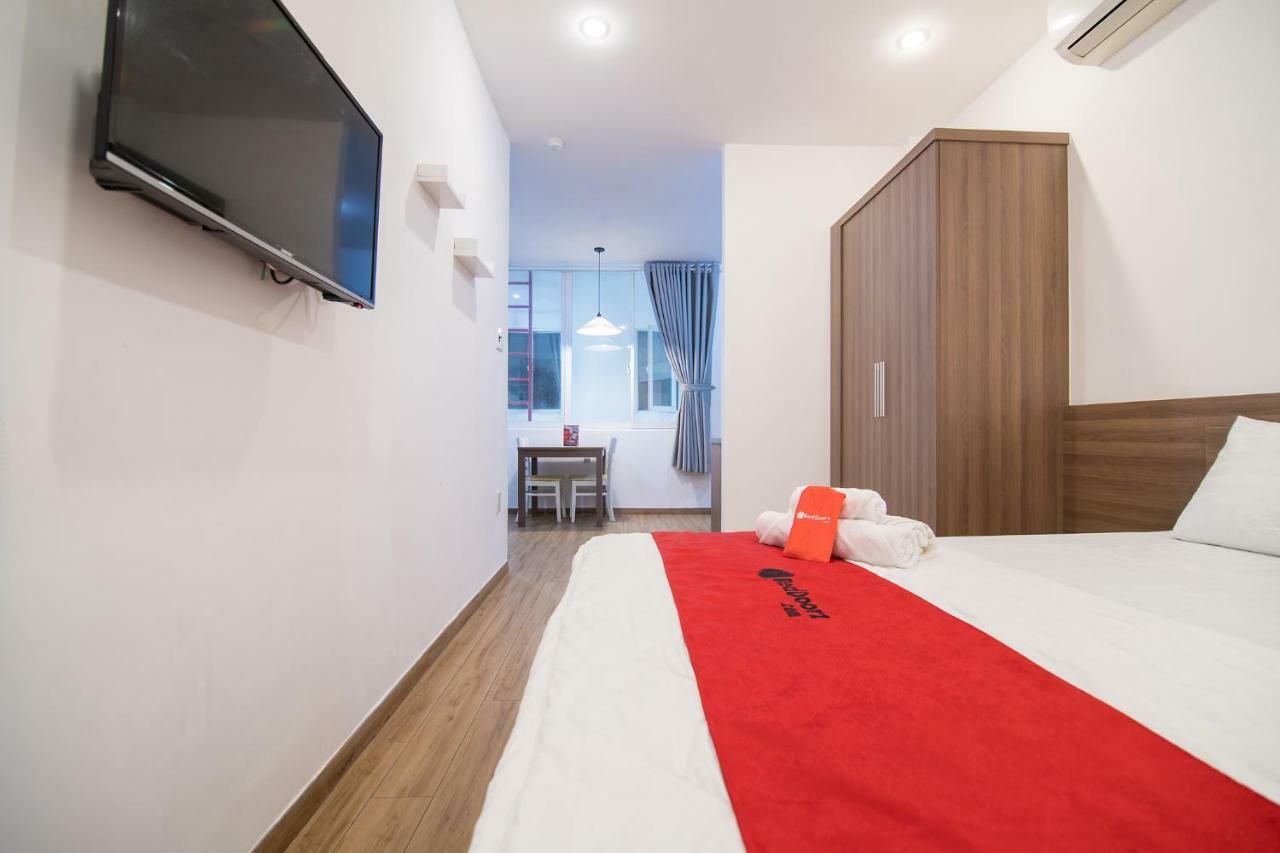 Reddoorz Plus Near Tan Dinh Market مدينة هوشي منه المظهر الخارجي الصورة