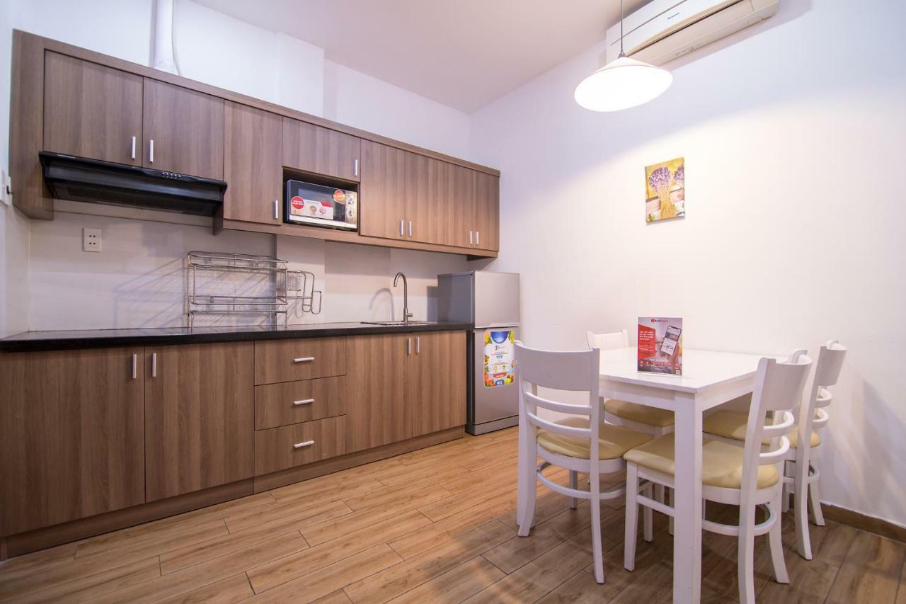 Reddoorz Plus Near Tan Dinh Market مدينة هوشي منه المظهر الخارجي الصورة